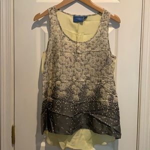 Simply Vera open back tank top